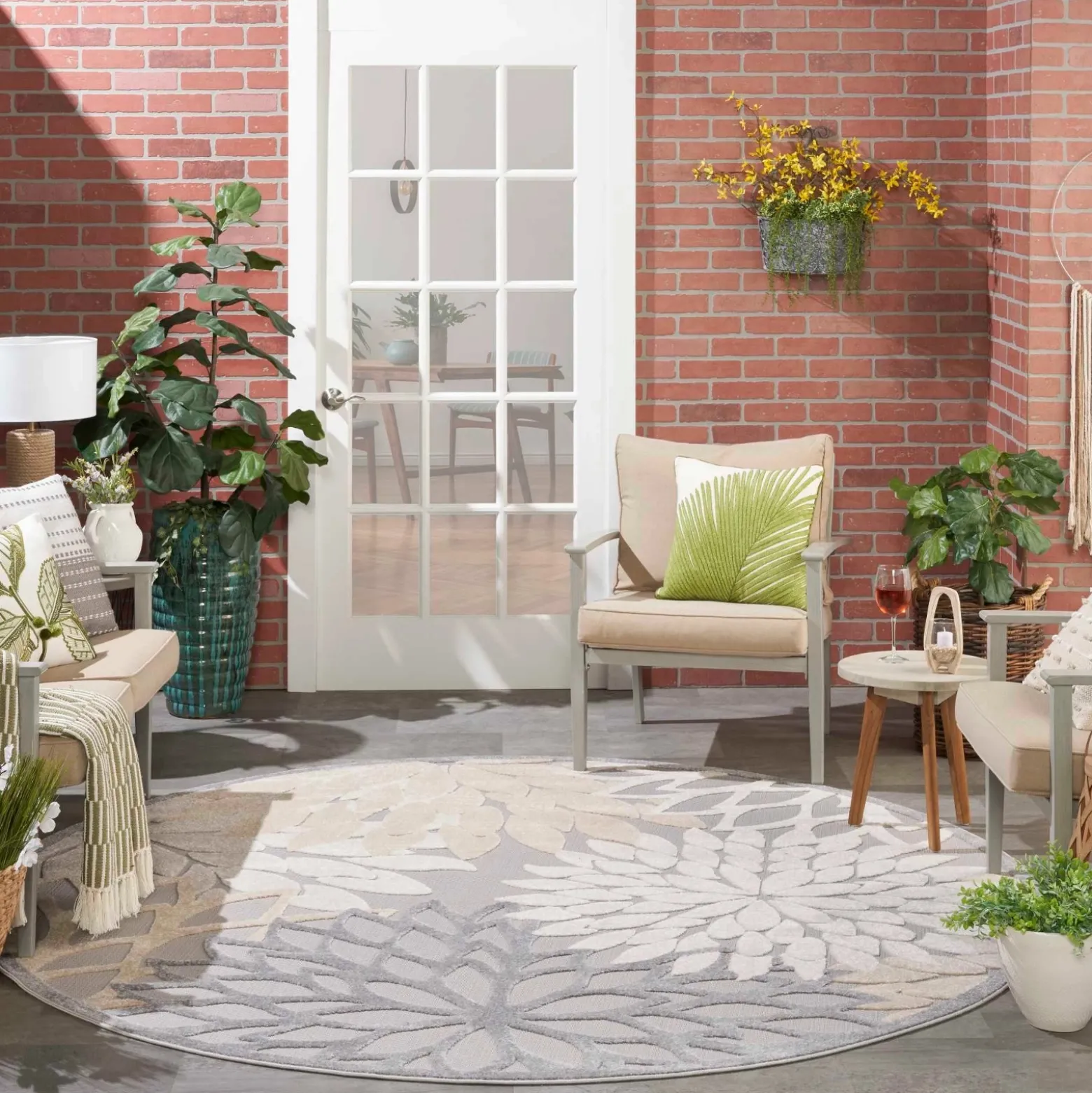 10' Round Area Rug