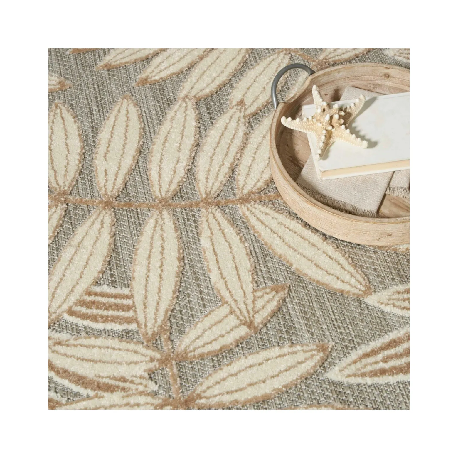 Aloha 5'3" Round Area Rug