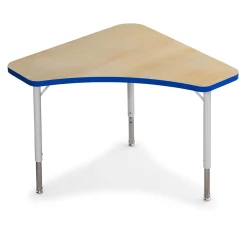 Curriculum Delta Table Desk – 36