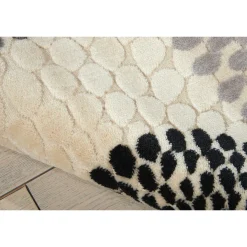 Geometric Circle Print Area Rug - 7.75x10.8