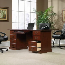Heritage Hill Traditional Executive Desk -70