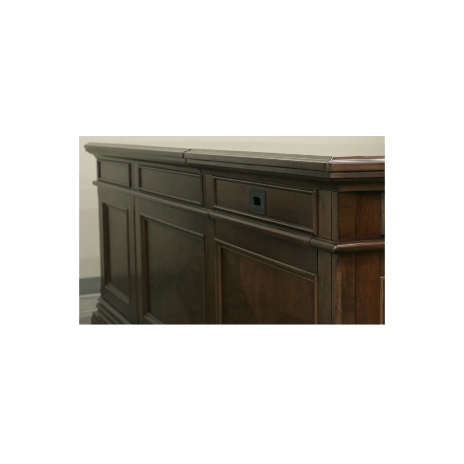 Highland Executive L-Desk - 66"W