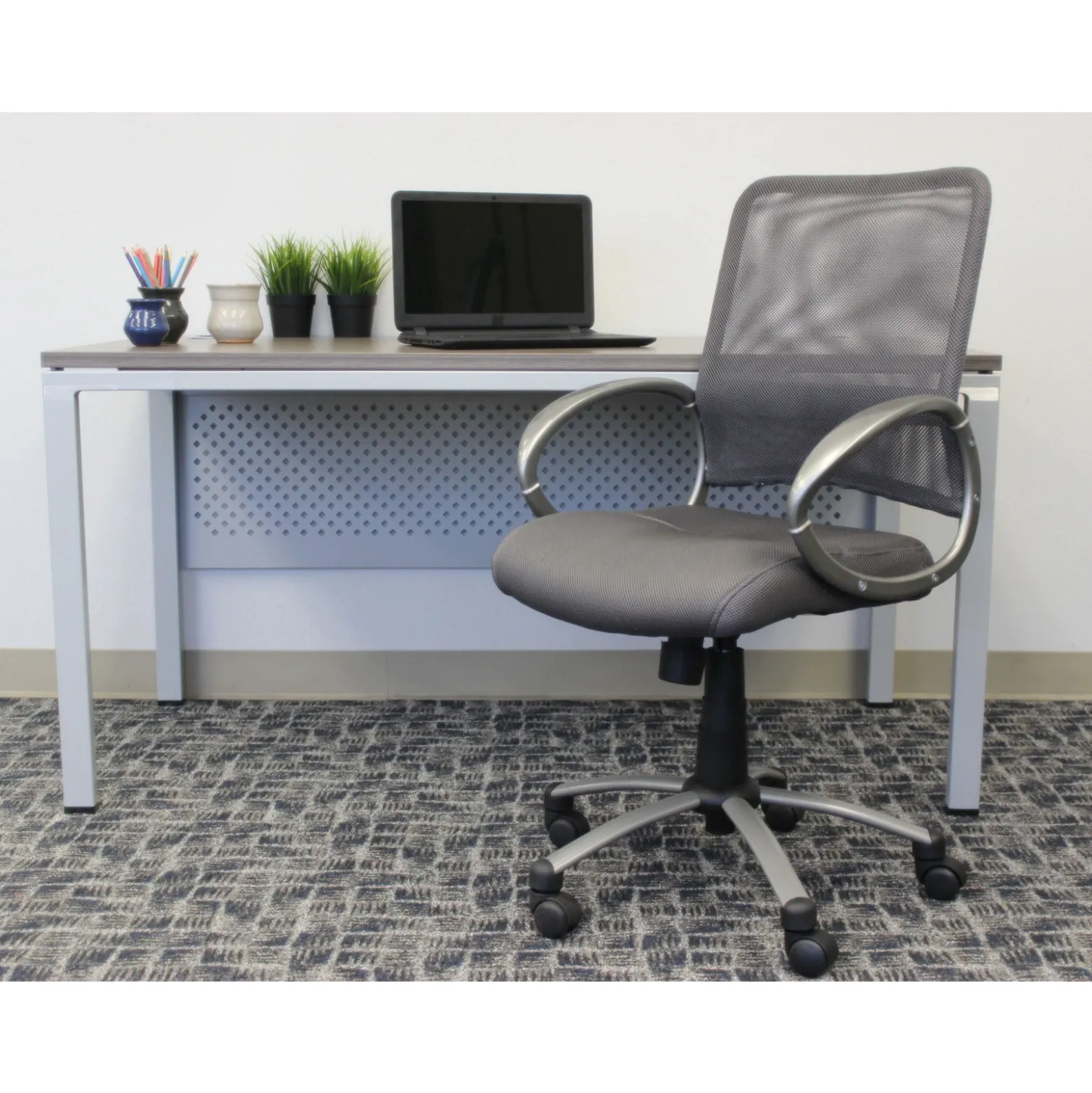 Hydra Adjustable Computer Chair with Mesh Back and Bonded Leather Seat
