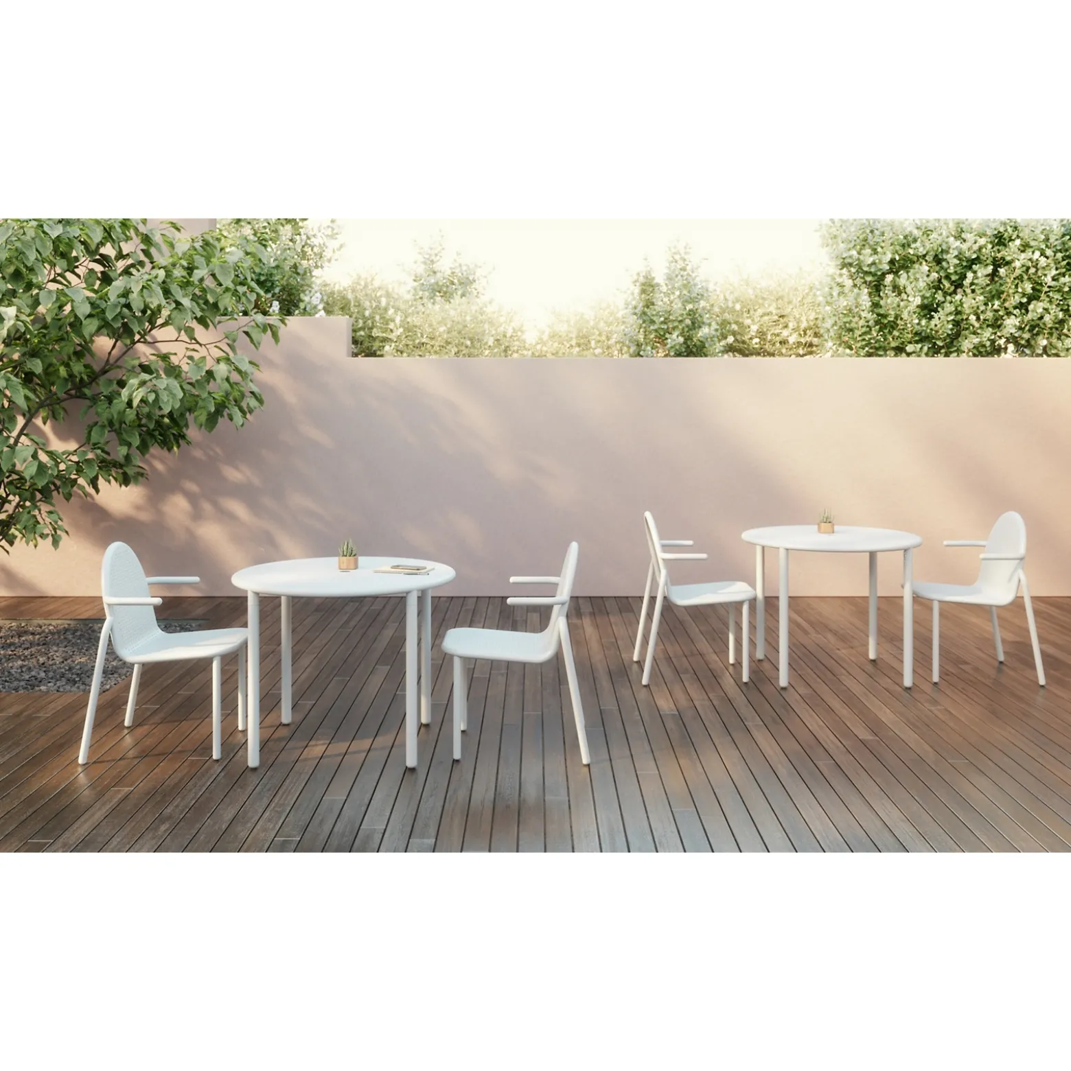 Juna Armchair