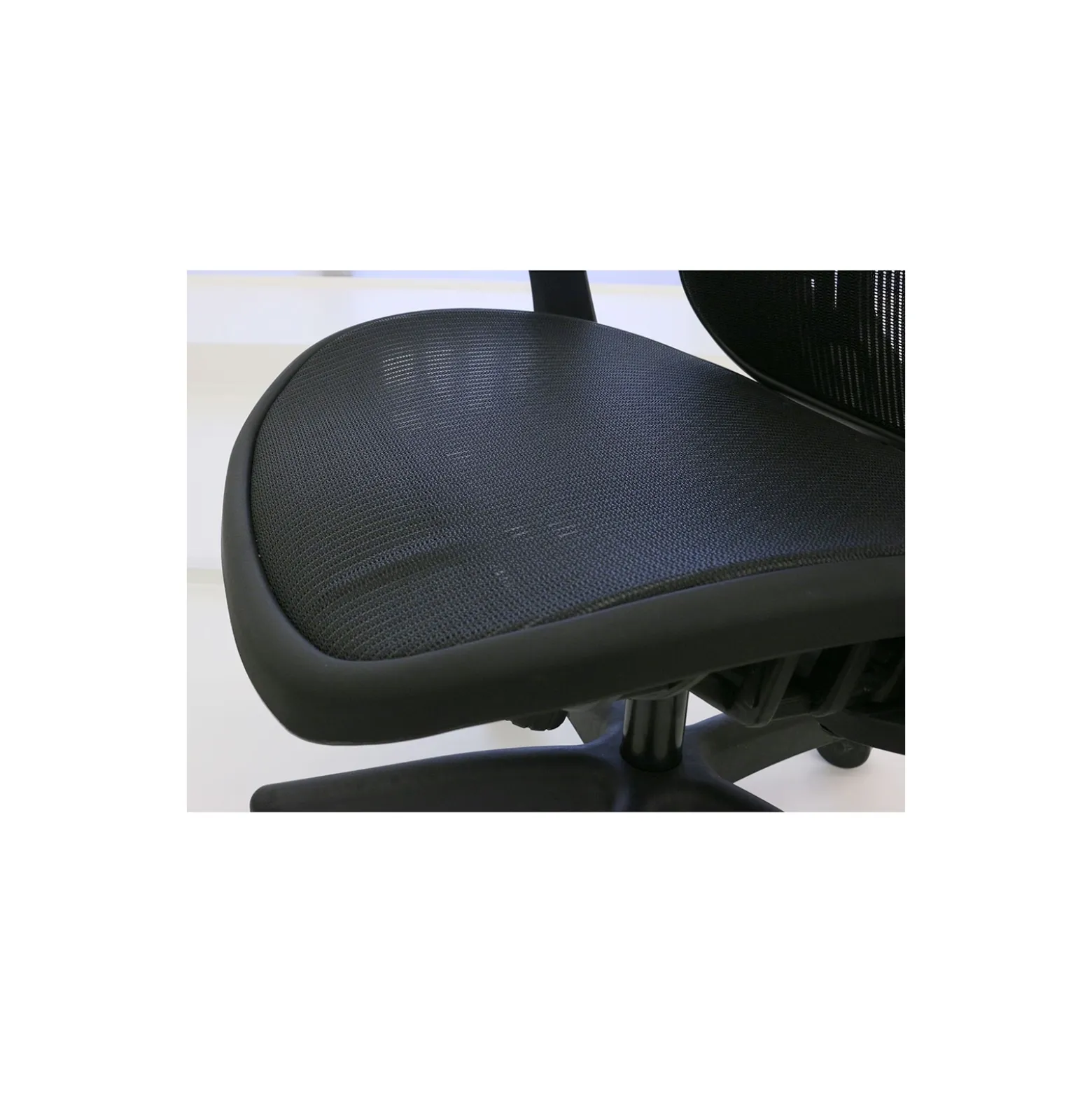 Linear All Mesh Ergonomic Office Computer Chair
