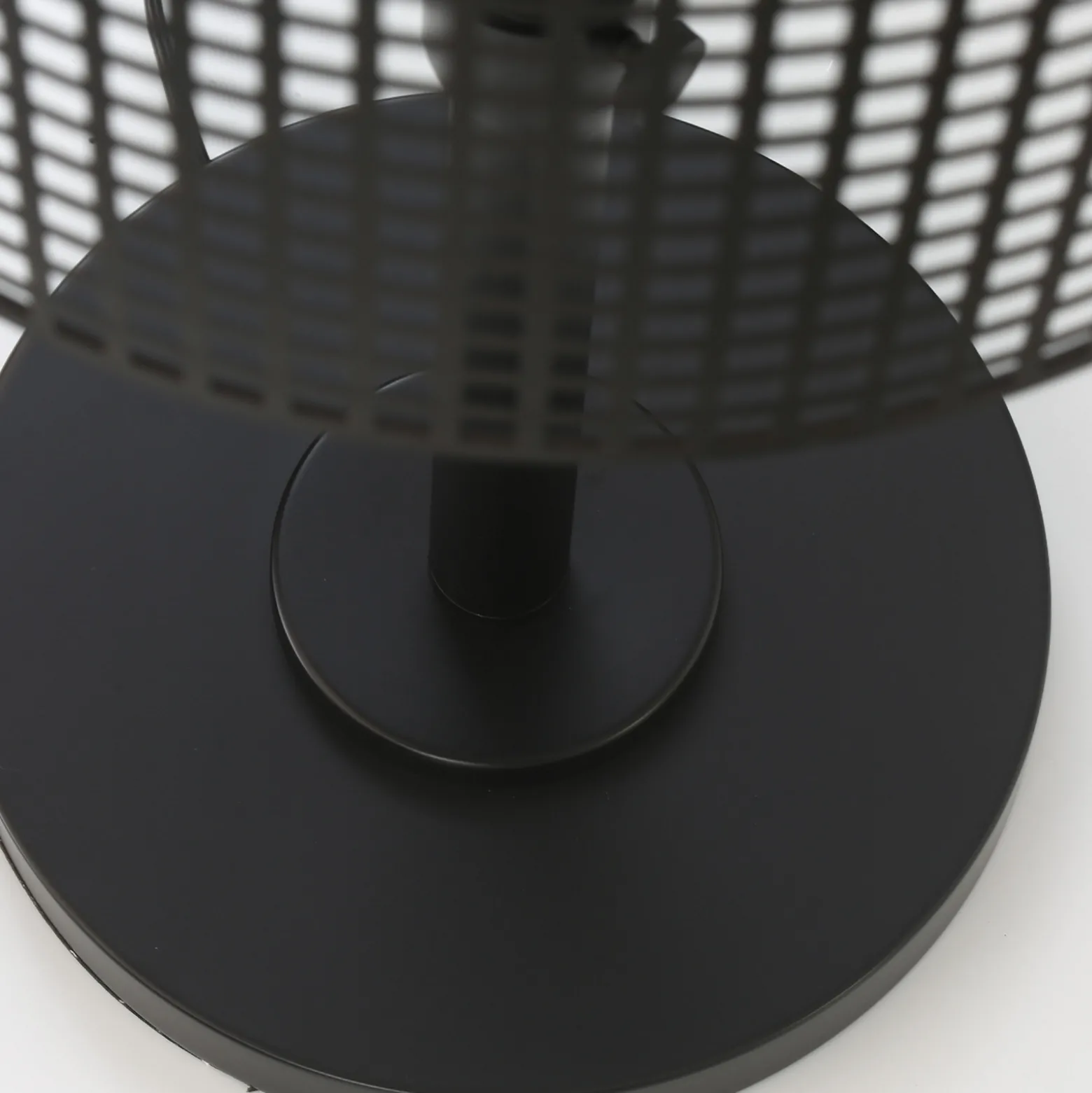 Mesh Shade Table Lamp - 29"H