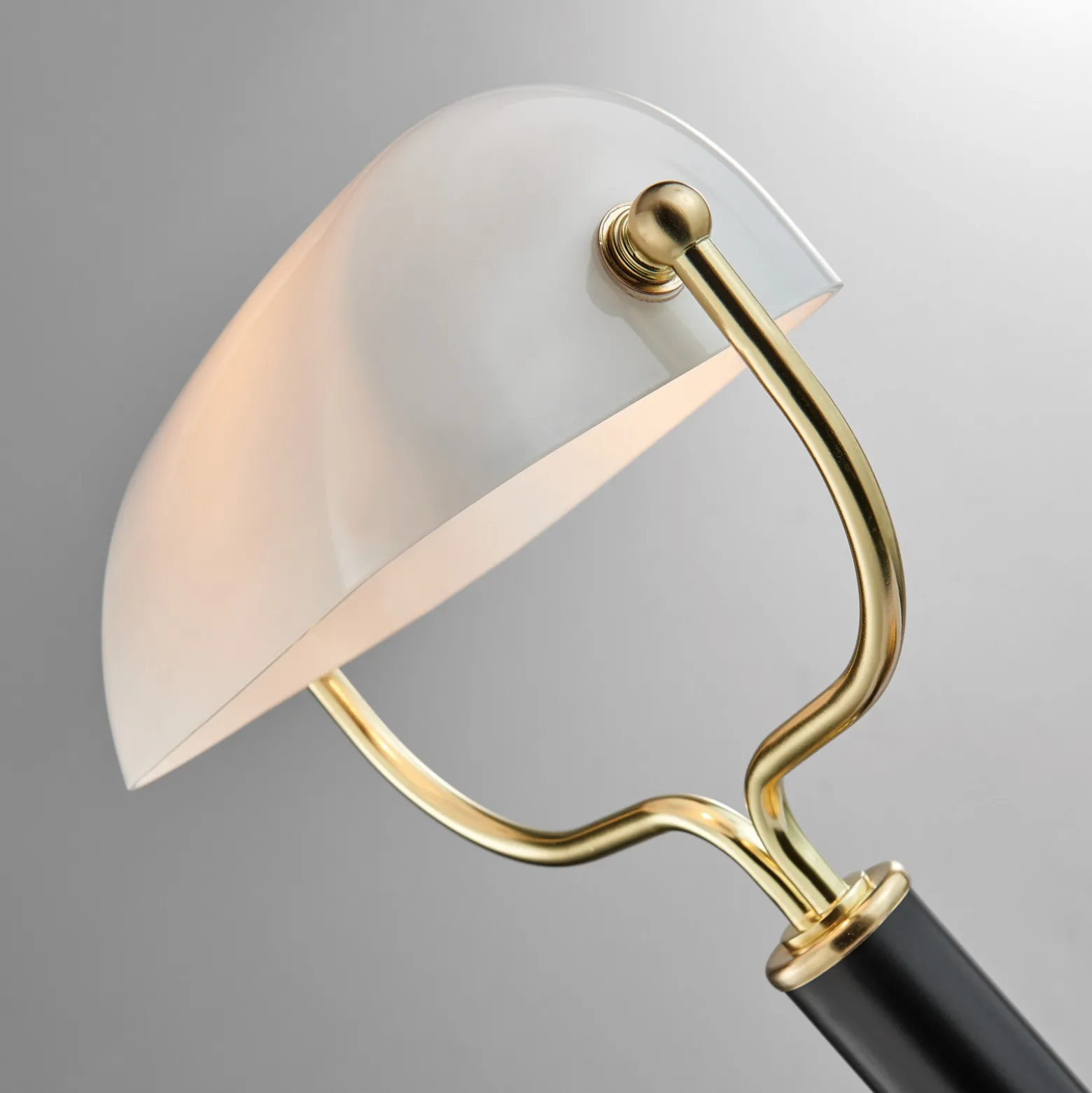 Modern Banker's Lamp w/ USB Port - 15"H
