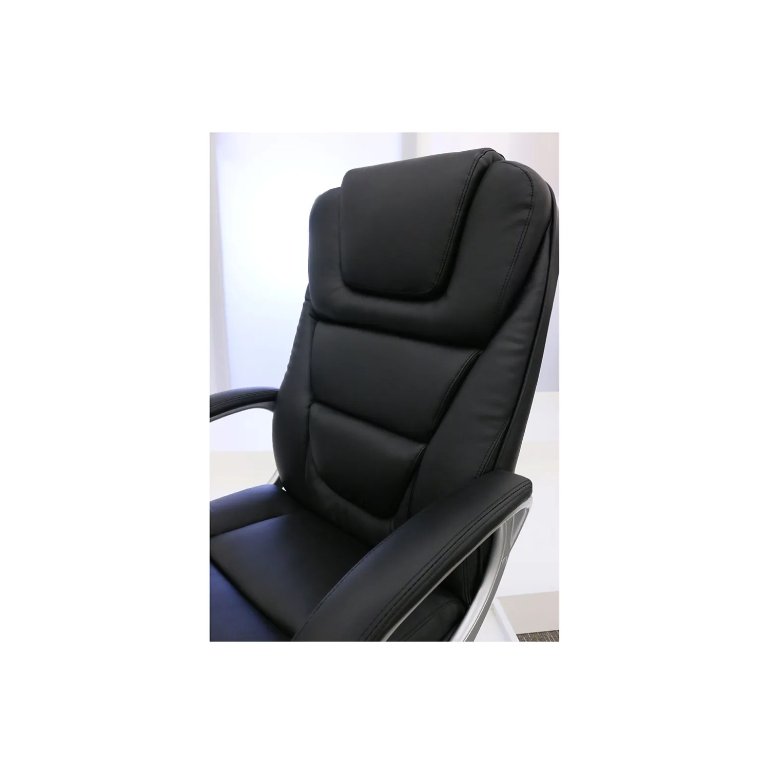 Montand Faux Leather High-Back Office Chair