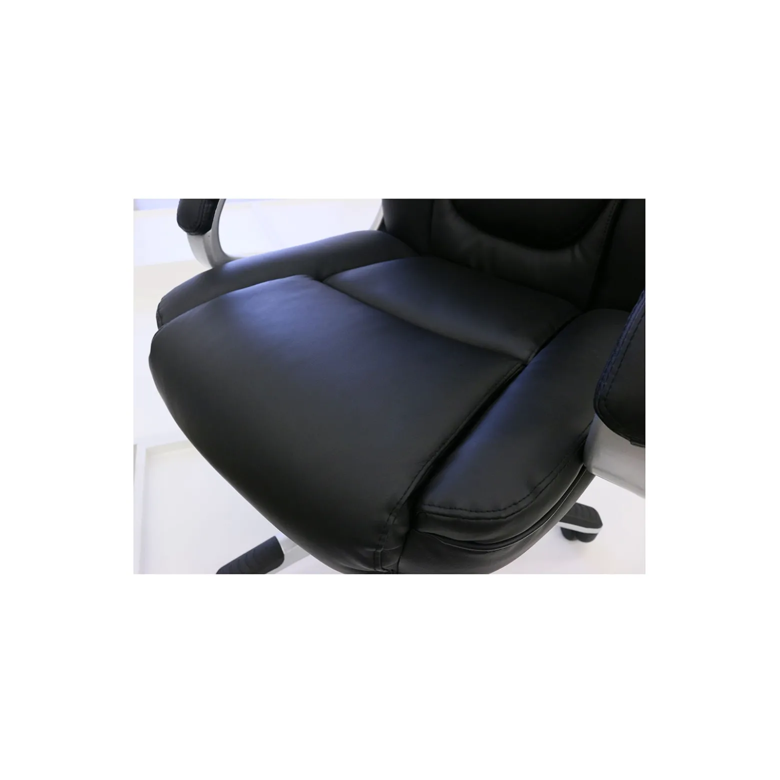 Montand Faux Leather High-Back Office Chair