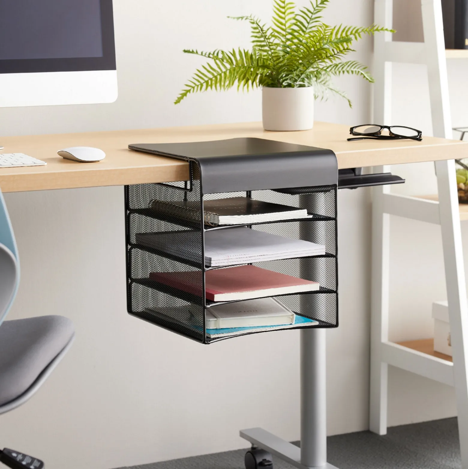 Onyx Solid Top Horizontal Hanging Storage