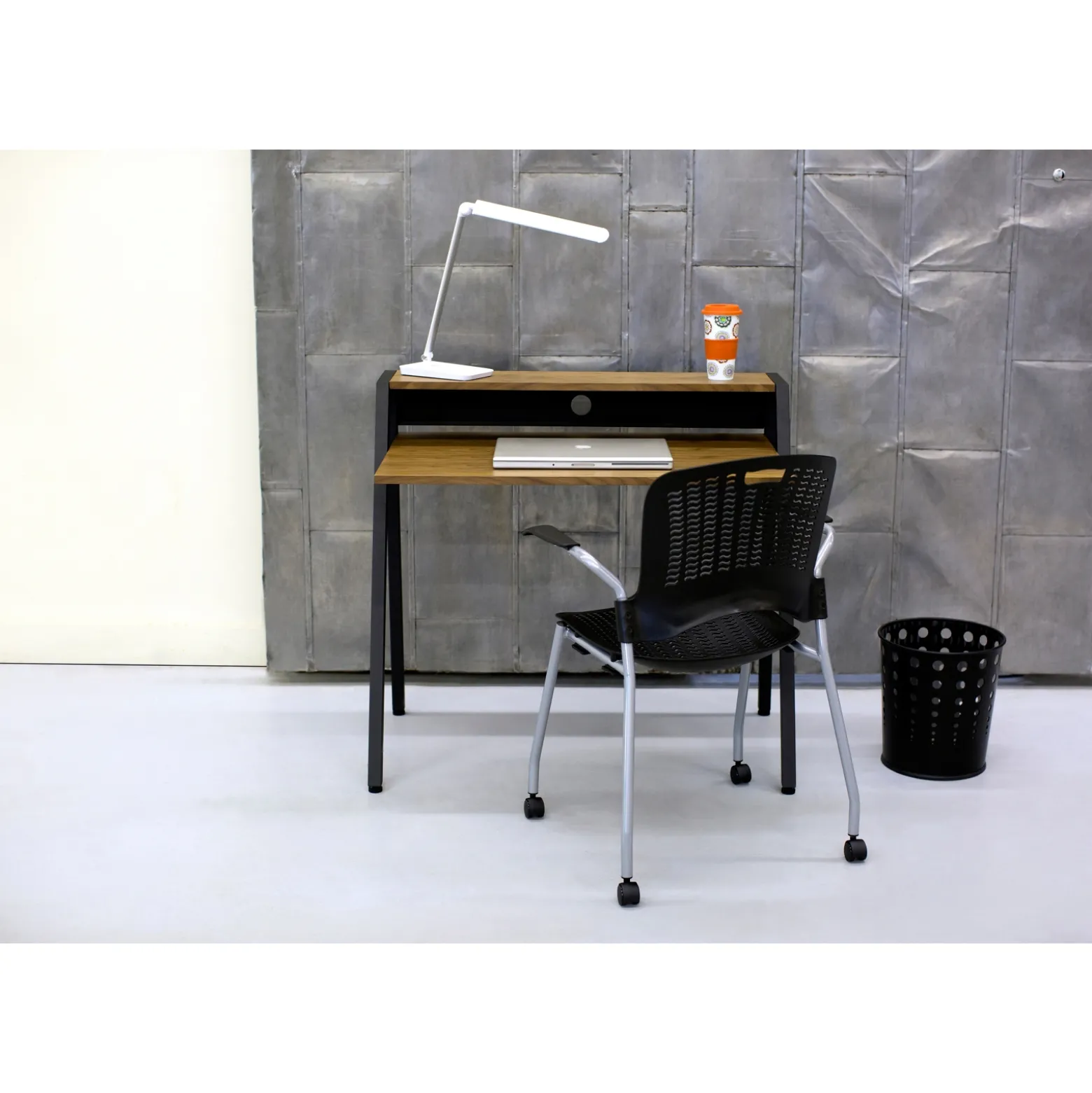 Pivot Neck LED Lamp
