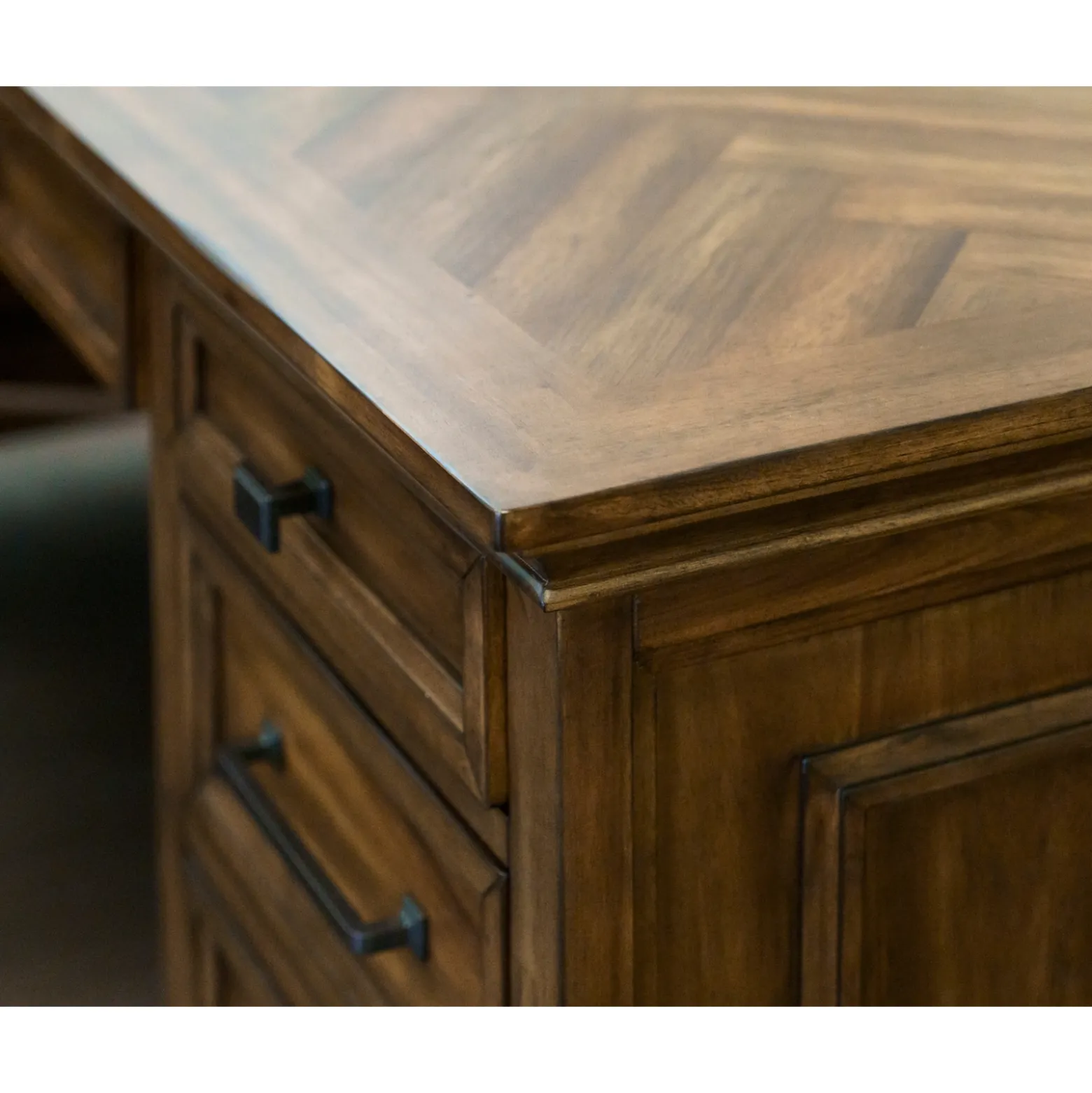 Porter L-Shaped Desk w/ Right Return – 68"W x 70”D