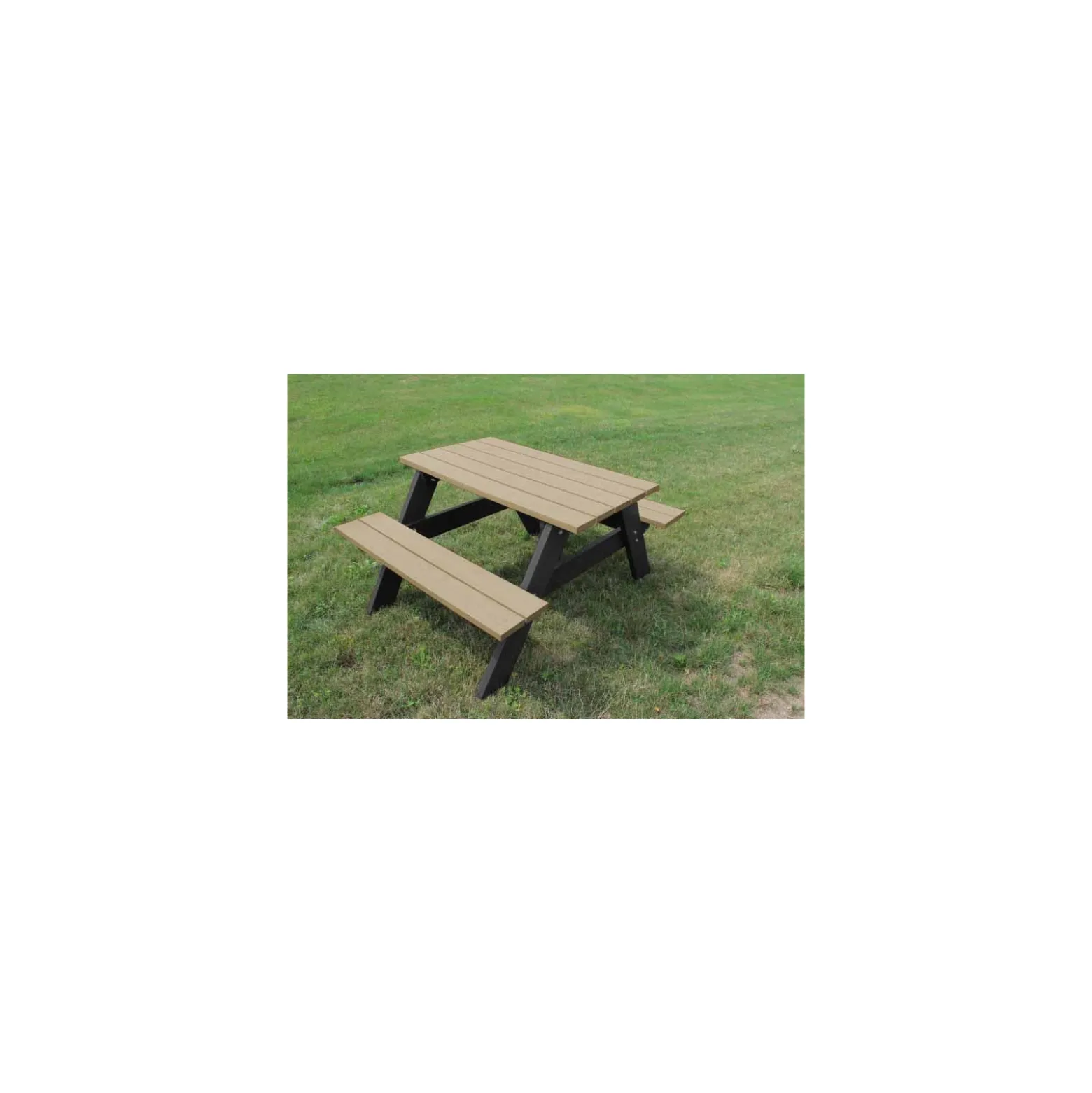 Recycled Plastic Picnic Table 4'