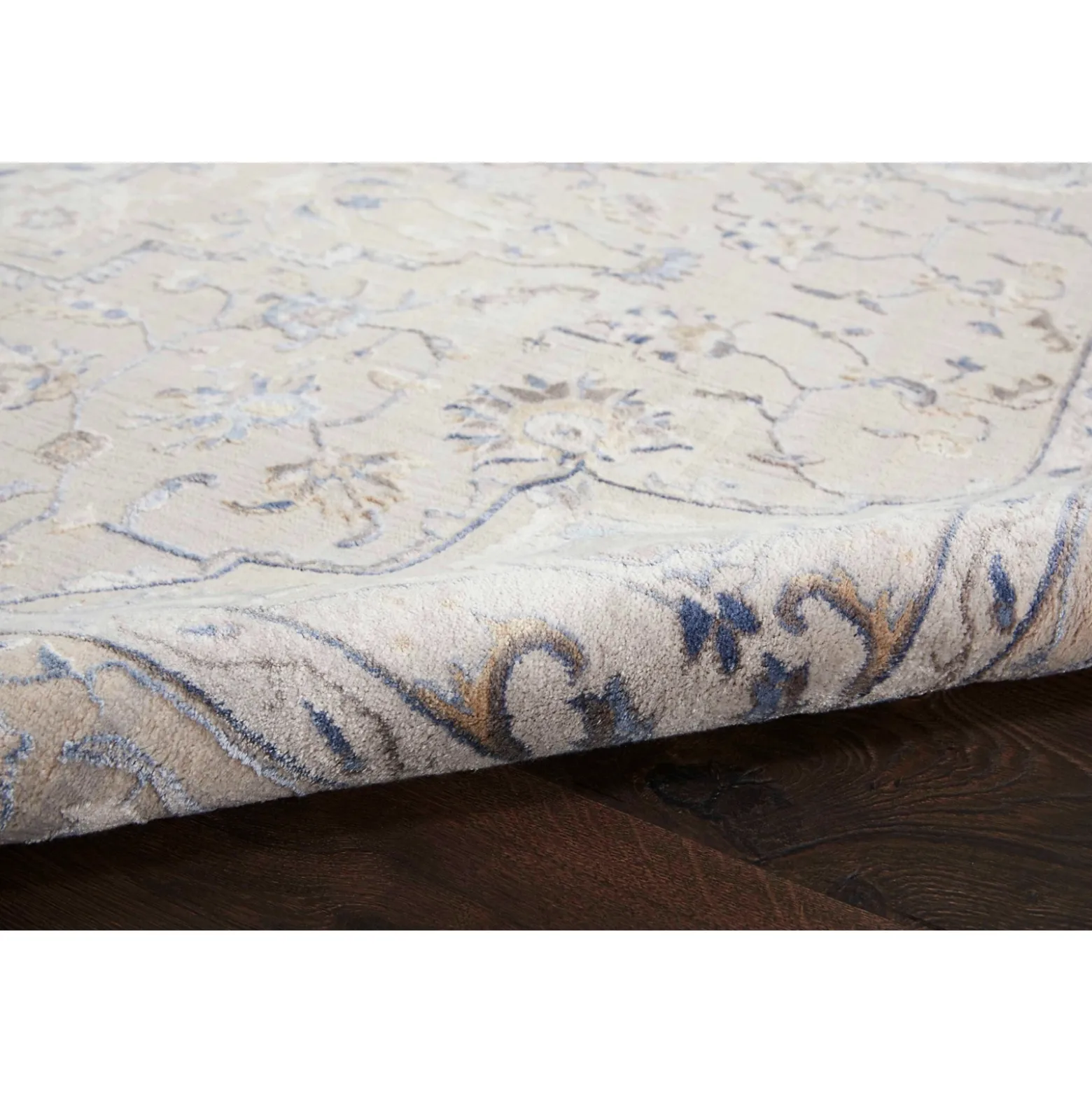 Silky Textures 4'x6' Area Rug