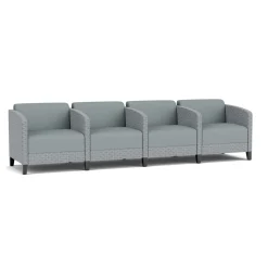 Social 4 Seats With Center Arms in Premium Upholstery