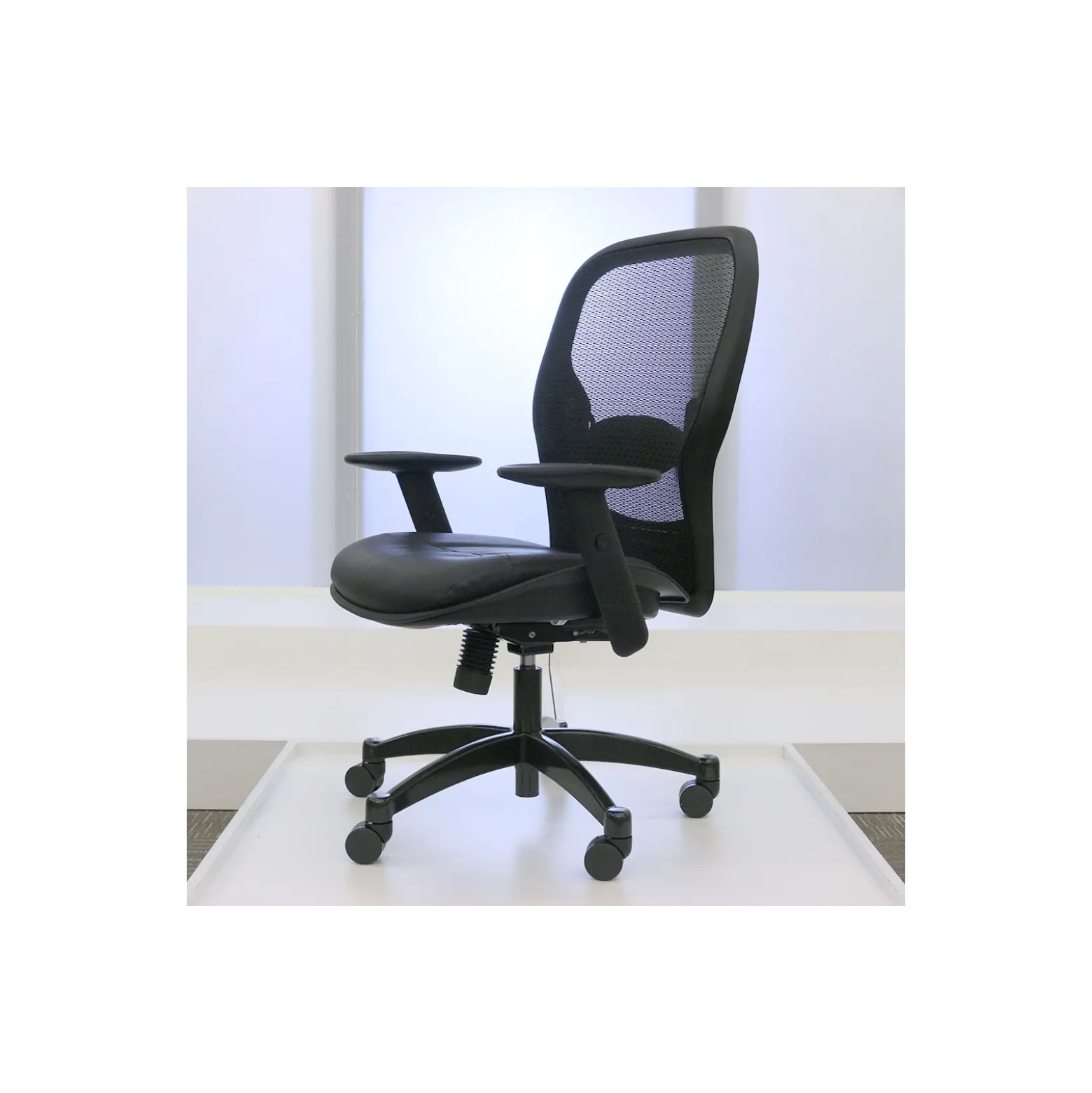 Space Bonded Leather Seat Mesh Back Task Chair