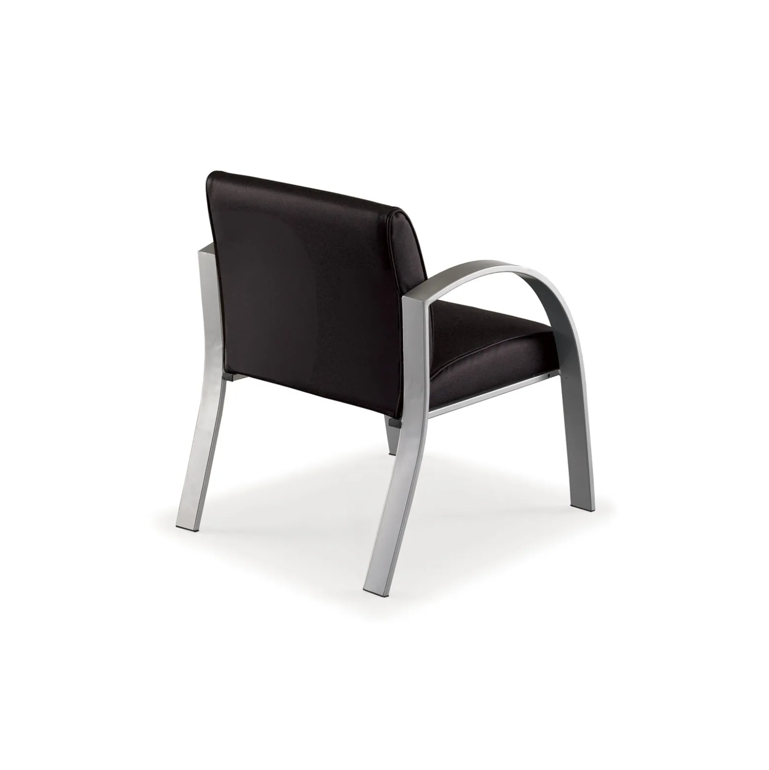 Symphony Oversized Guest Chair in Standard Upholstery