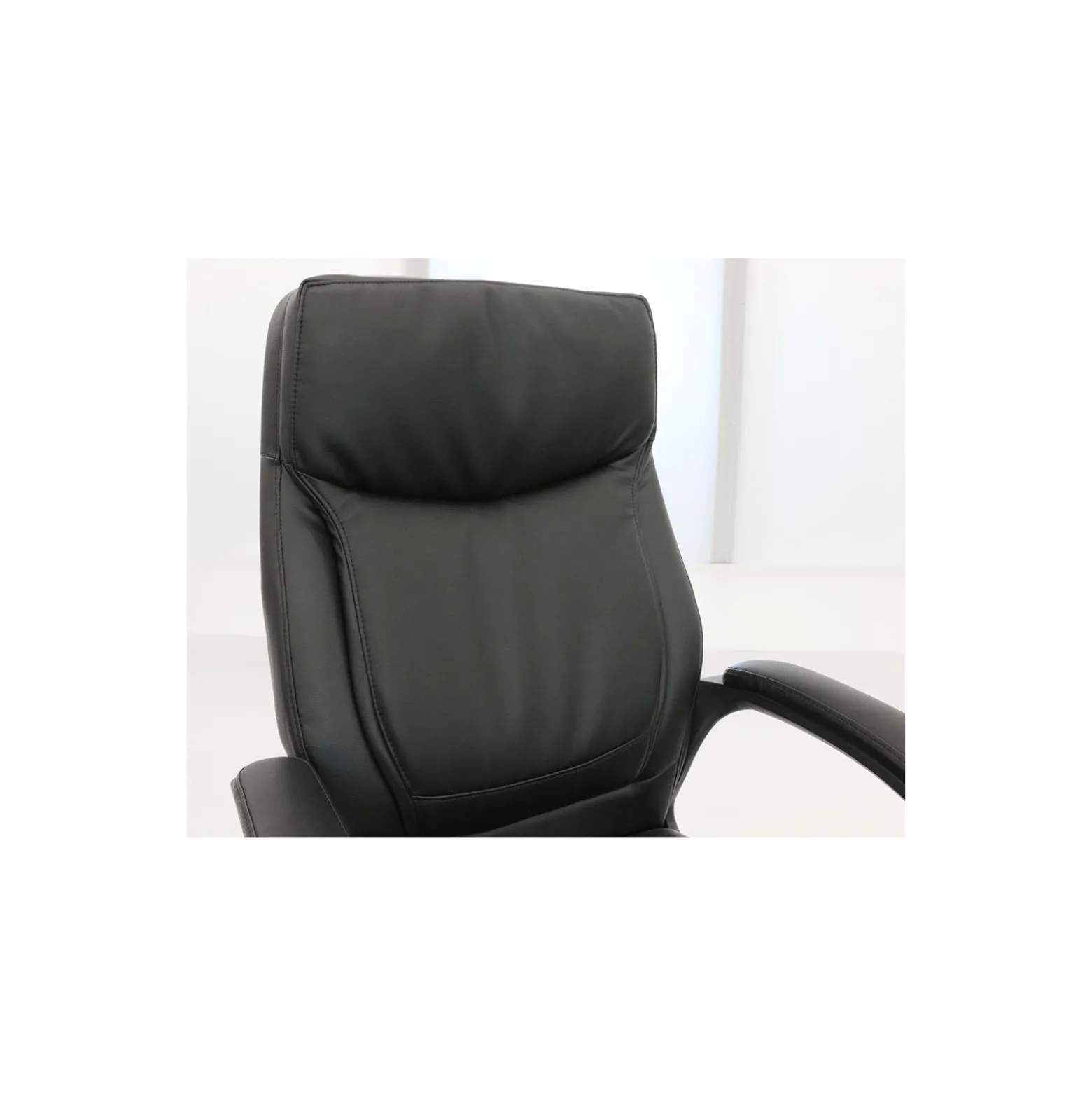 Work Smart Bonded Leather Executive Chair