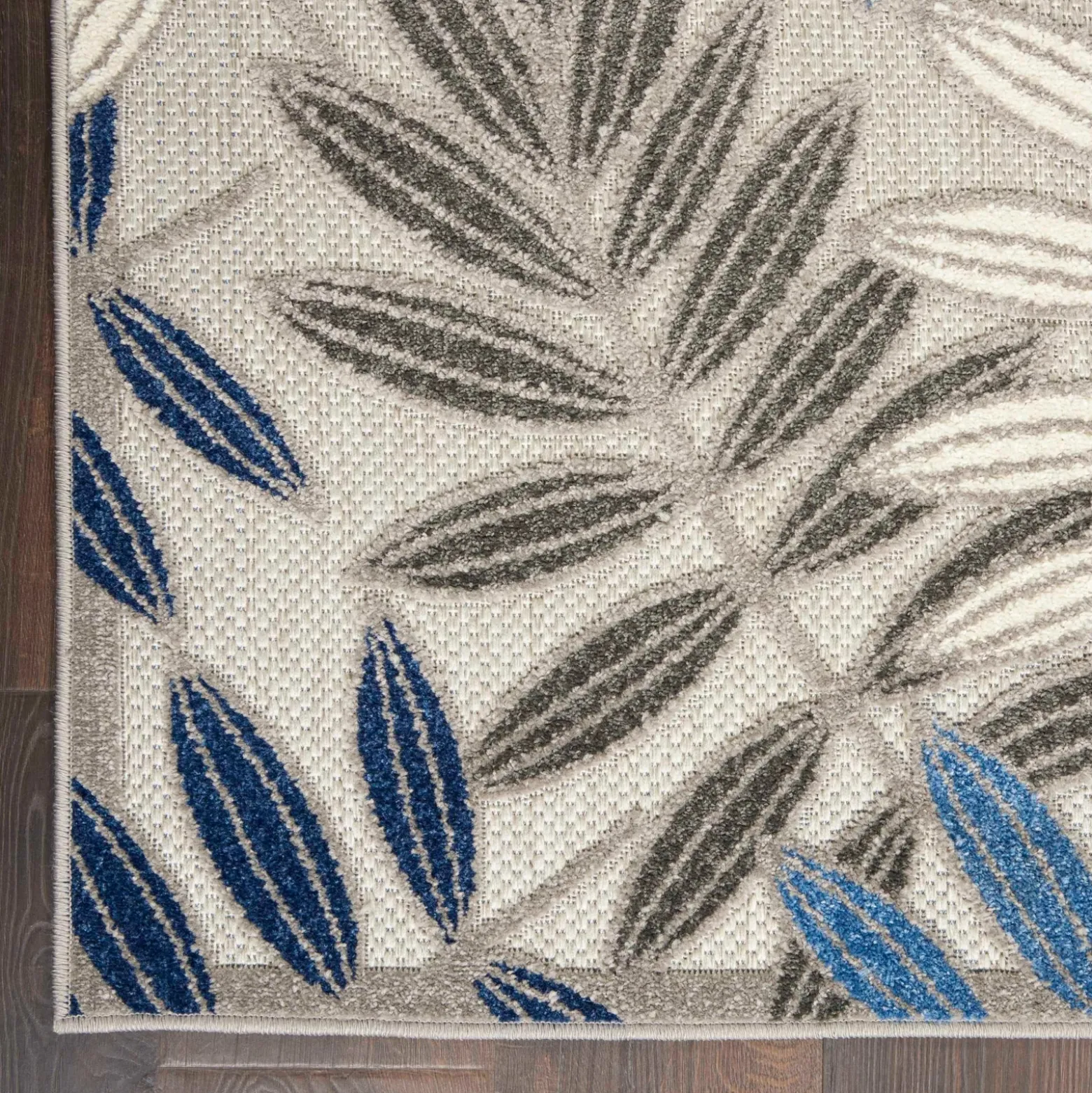 1'6"x6' Blanket Area Rug