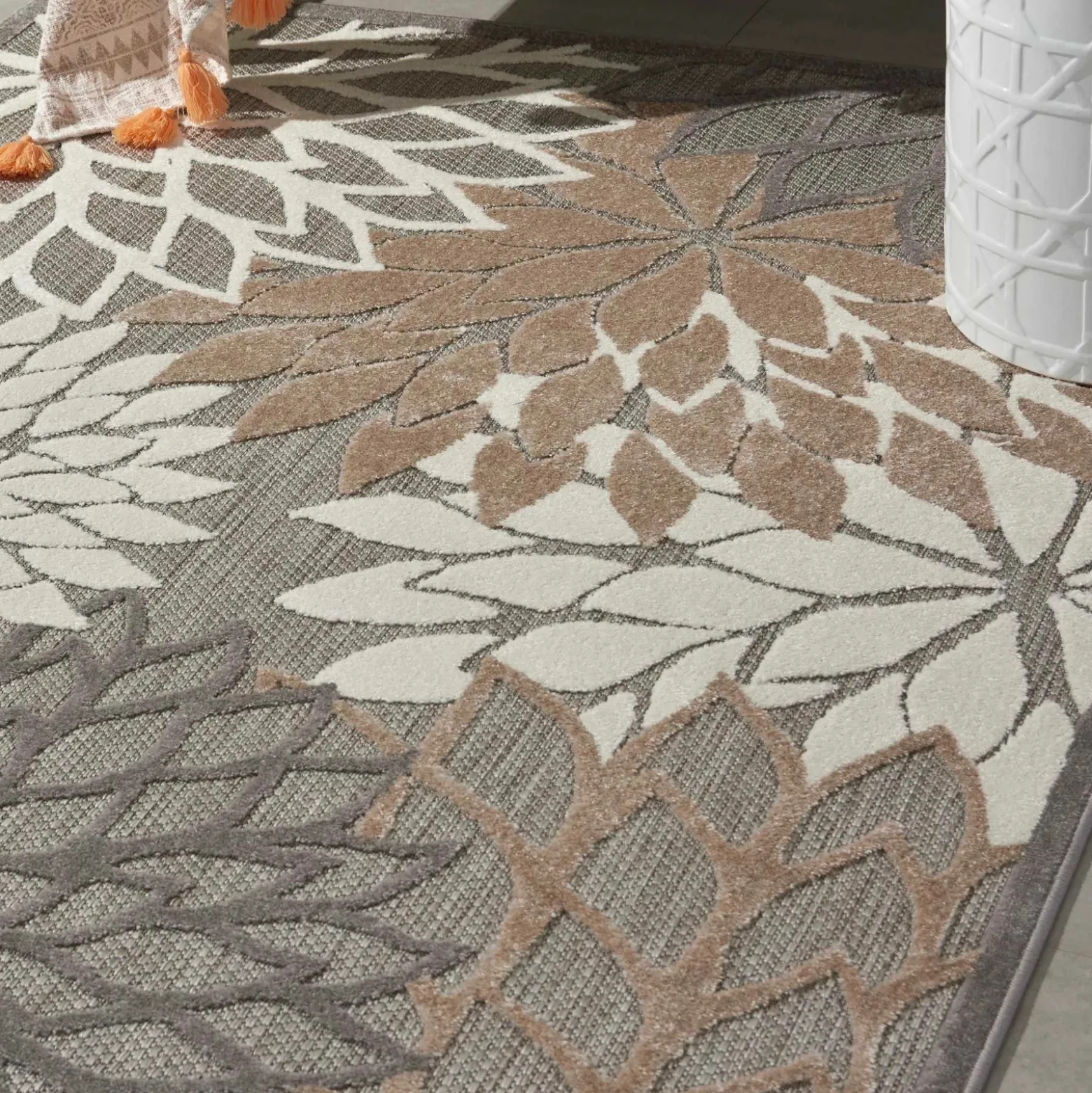 9'6x13' Rectangle Area Rug