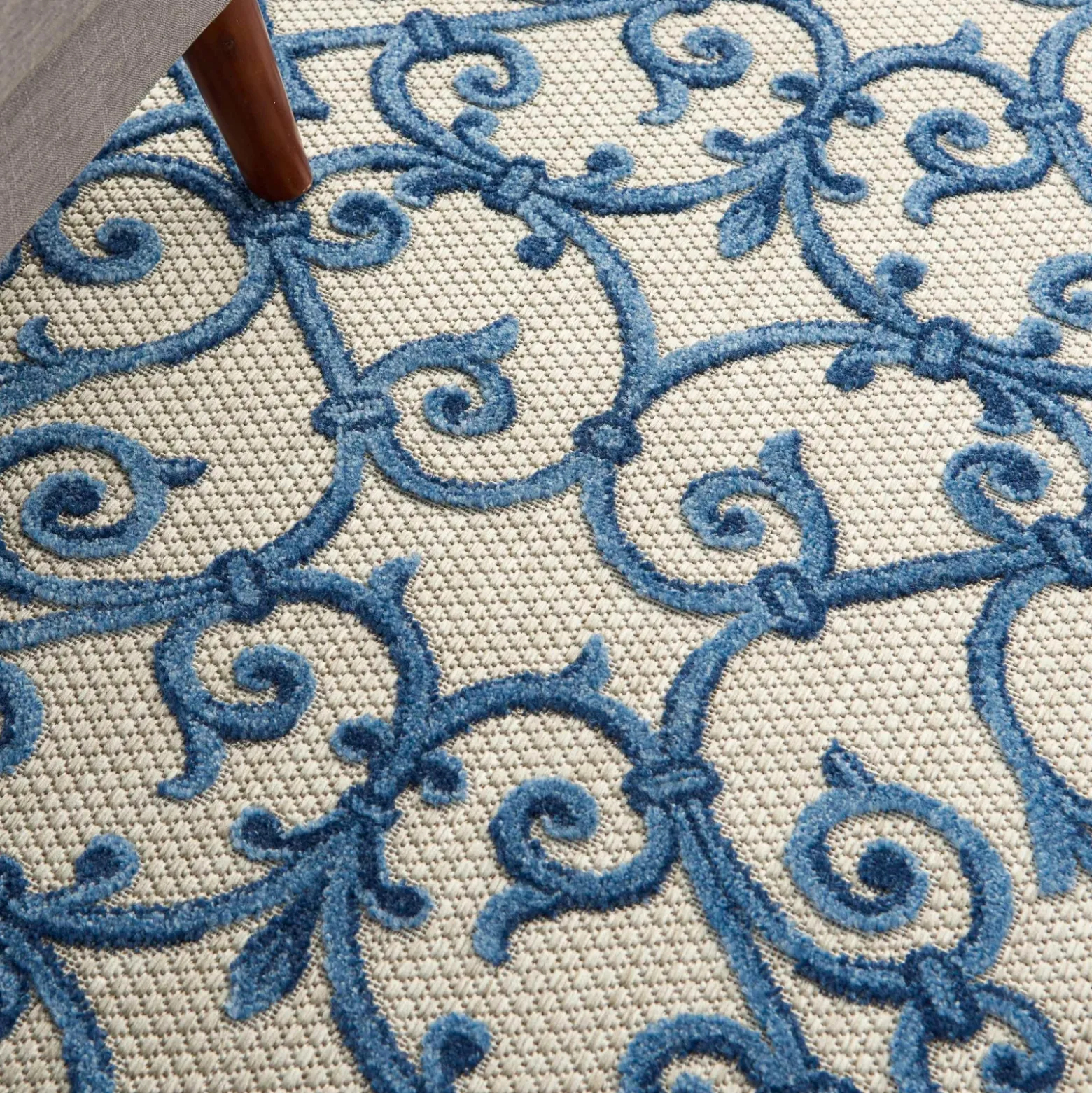 2'3"x8' Runner Area Rug