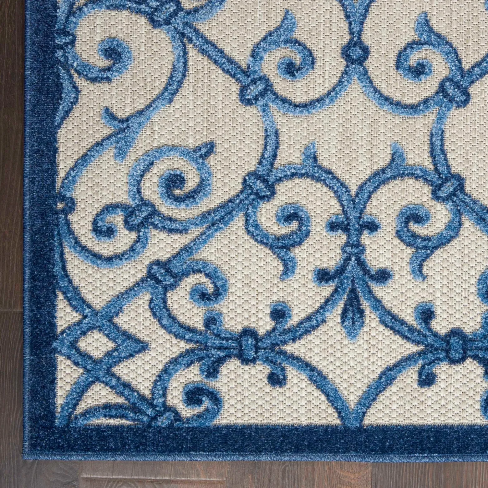 2'3"x8' Runner Area Rug
