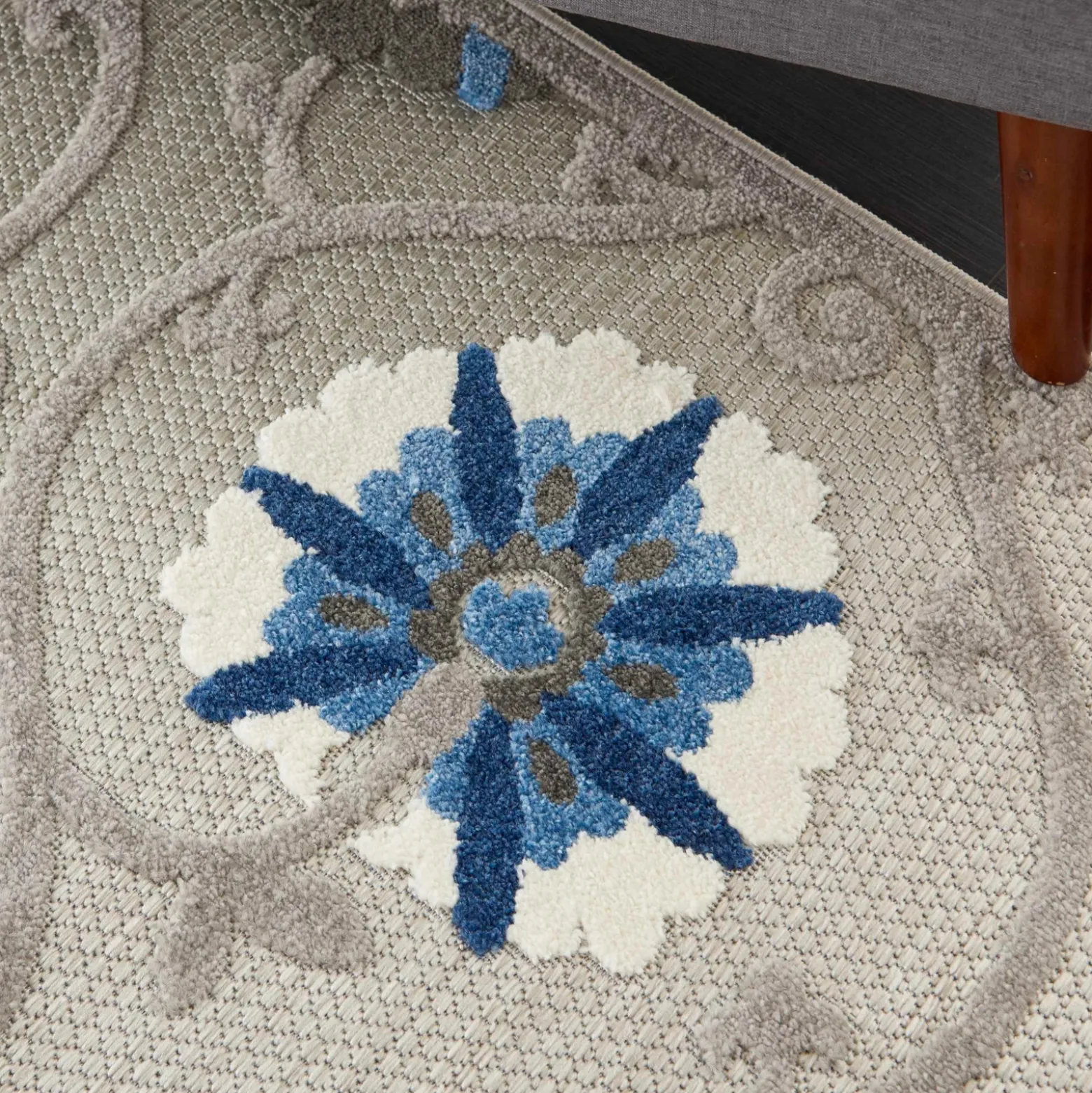 2'x6' Runner Area Rug